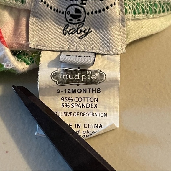 Mudpie two piece Reindeer appliqué Christmas shirt polka dot pants size 9-12 - Picture 8 of 12